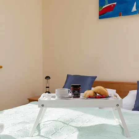 Appartement Cosy With A Balcony Near The Harbour In By Renters