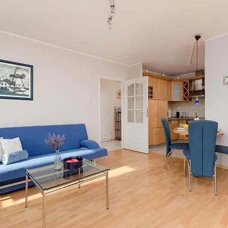 Cosy With A Balcony Near The Harbour In By Renters Kołobrzeg