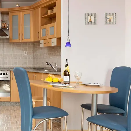 Cosy With A Balcony Near The Harbour In By Renters